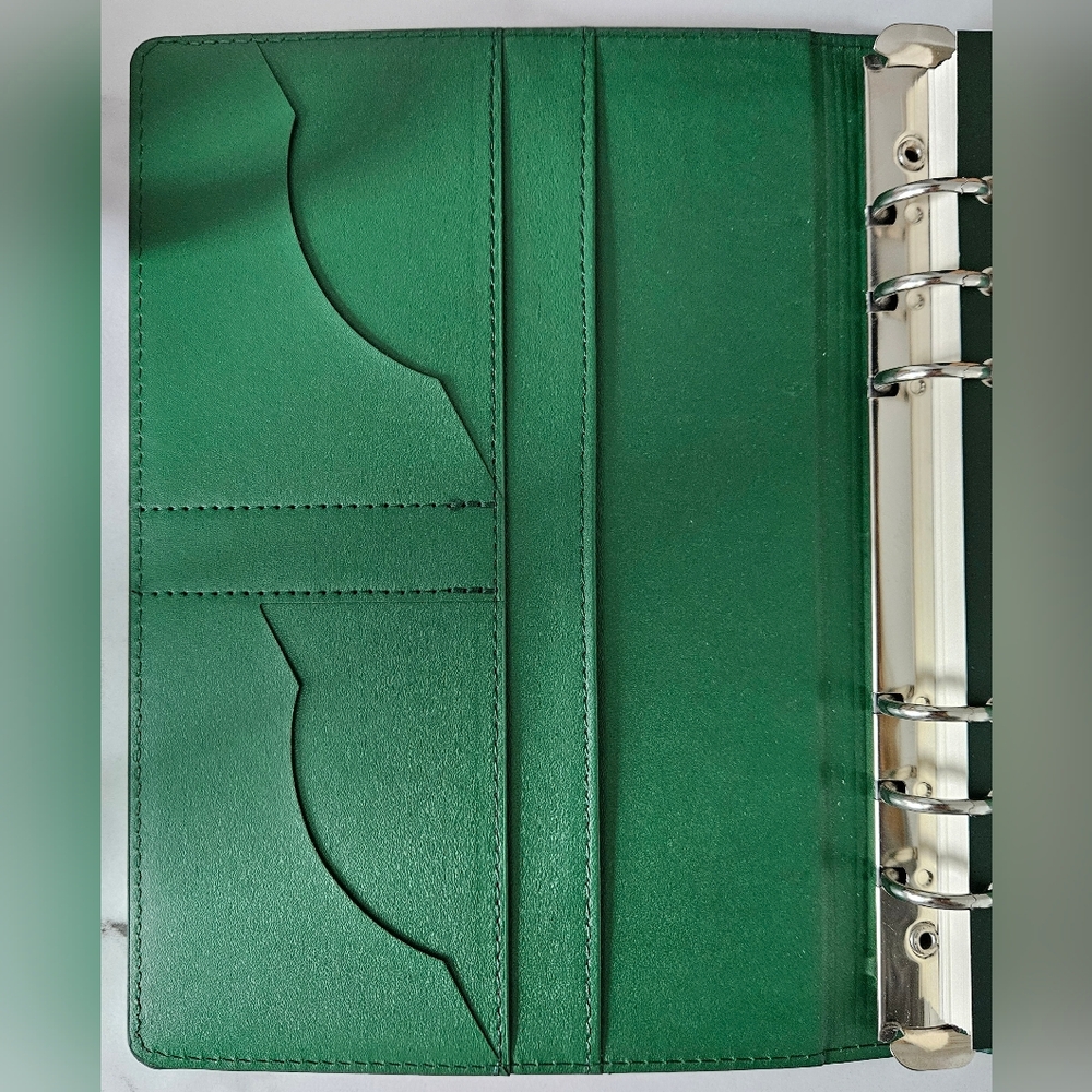 A5 Binder Notebook w/ Magnetic Snap Closure & Pen Set- New In Box - Picture 5 of 11